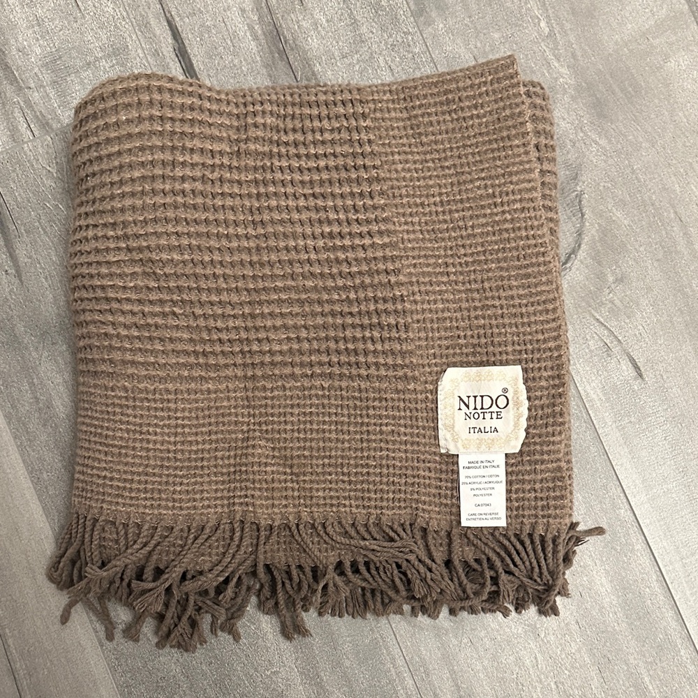 Nido Notte Italia Blanket Scarf